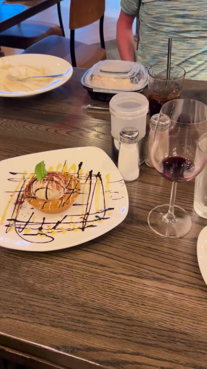 Cooper's Hawk Winery & Restaurant- Orlando - International Drive