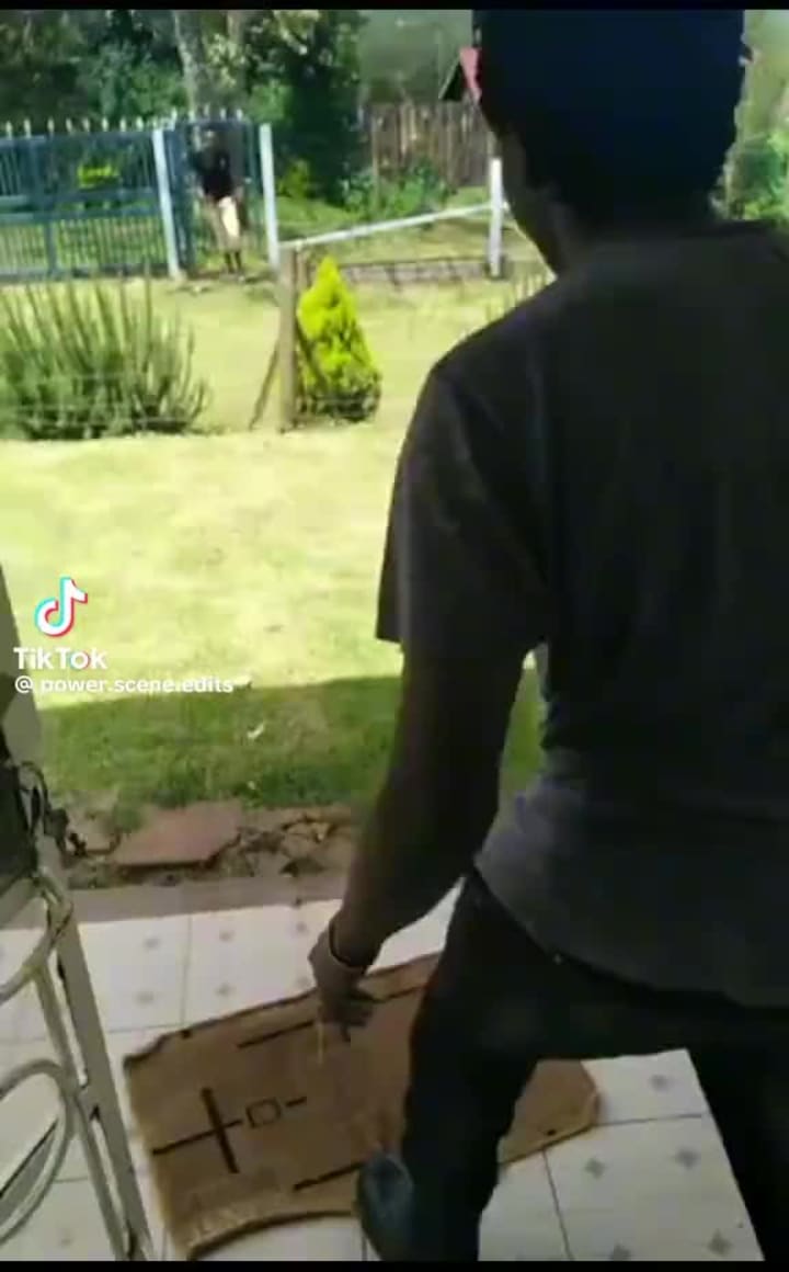 Com Binh Dan - Khach Le Hoi