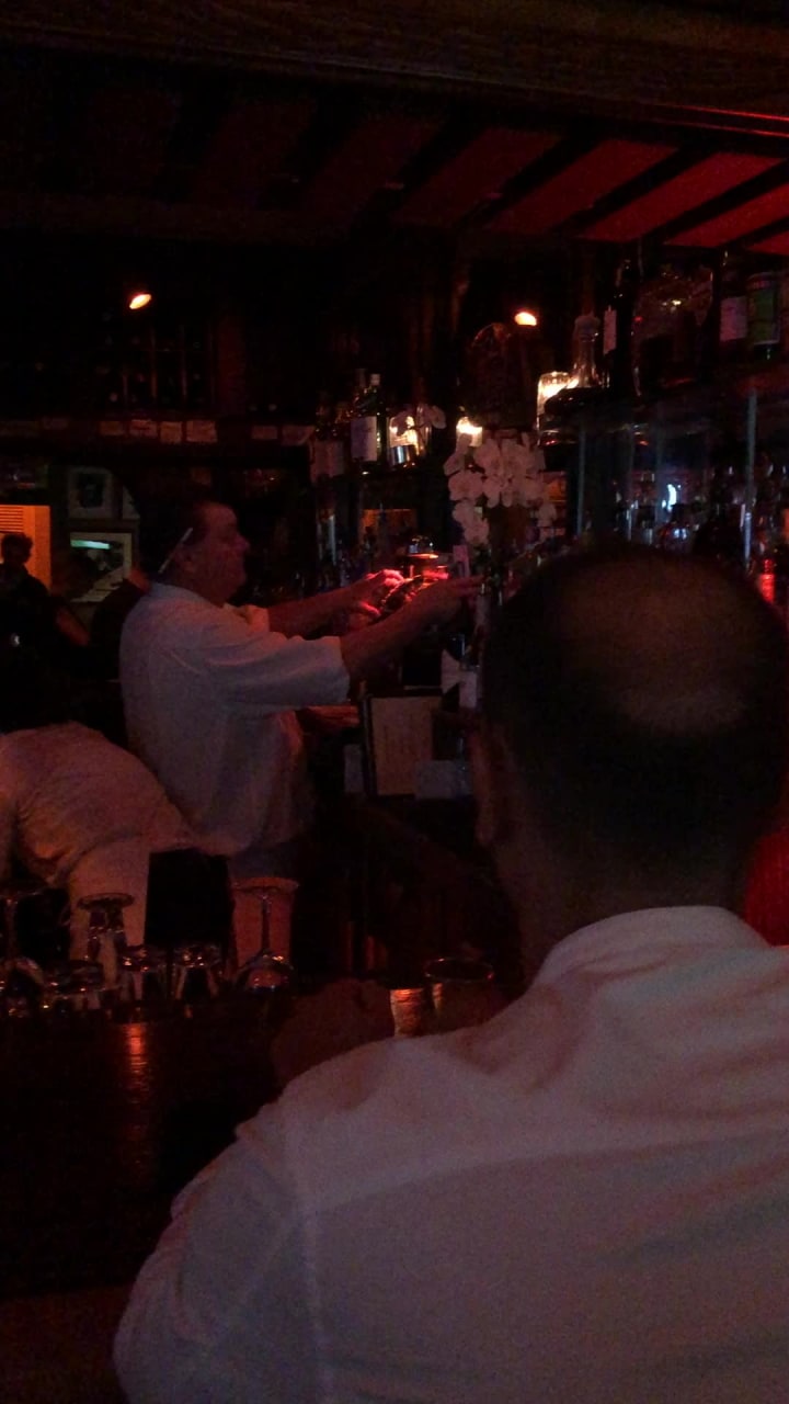 Video review of The Brazen Head