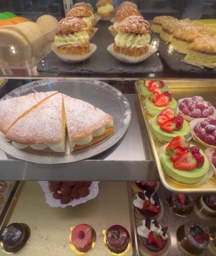 Video review of Figaro Bistrot