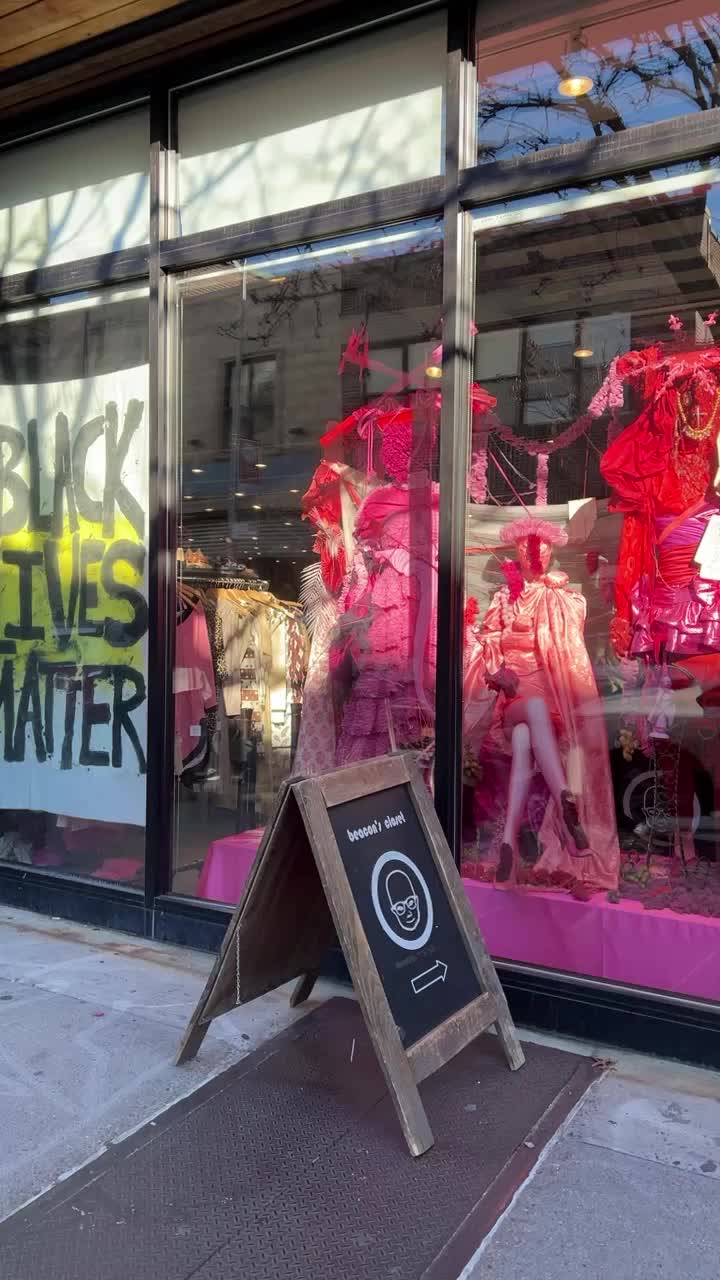 Video review of Beacon's Closet