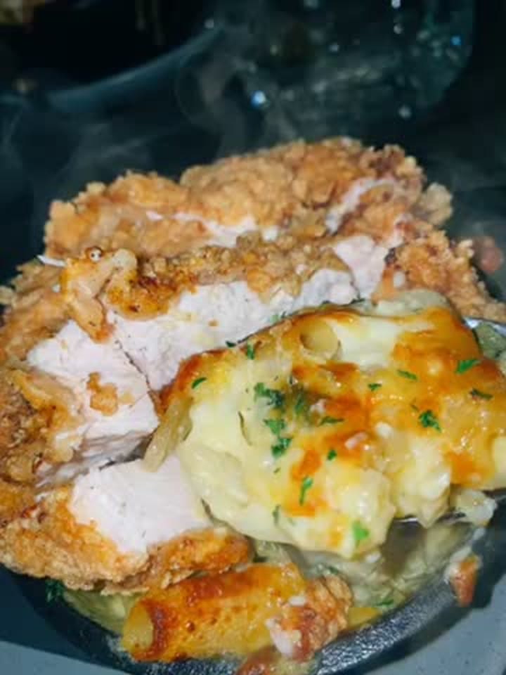 Video review of The Misfit Restaurant + Bar