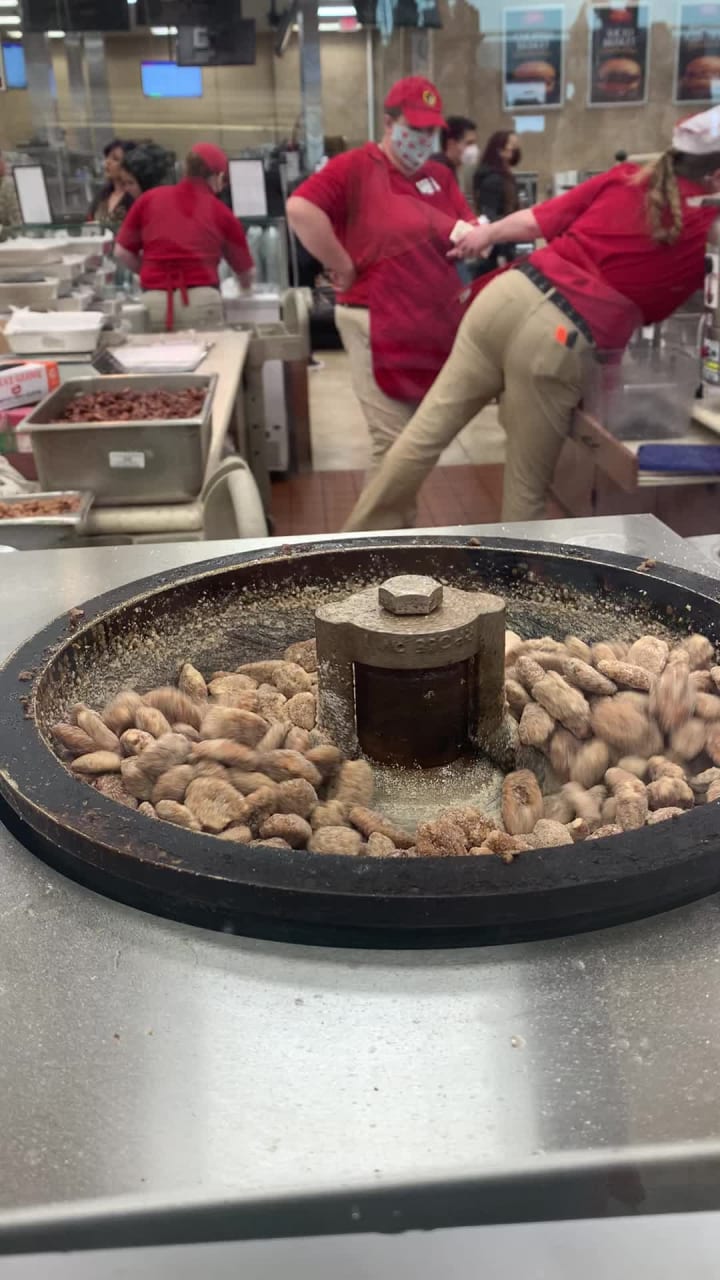 Video review of Buc-ee's