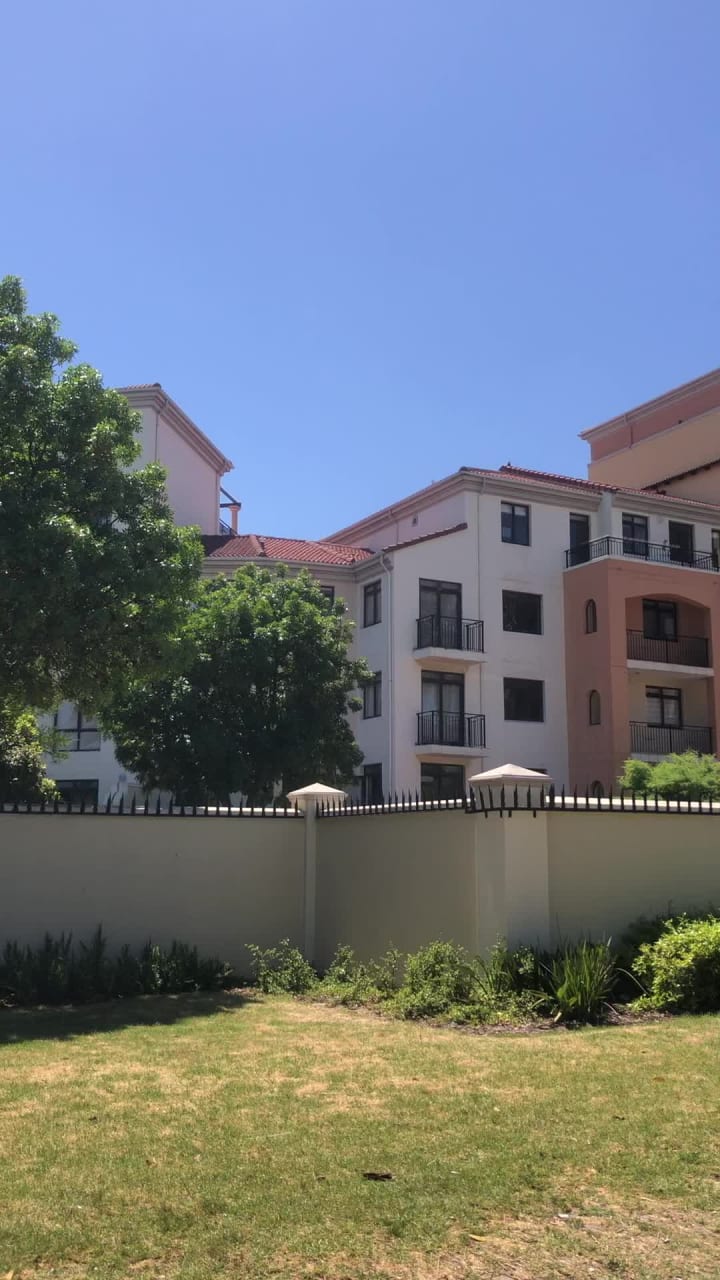 Video review of Century City Hotel