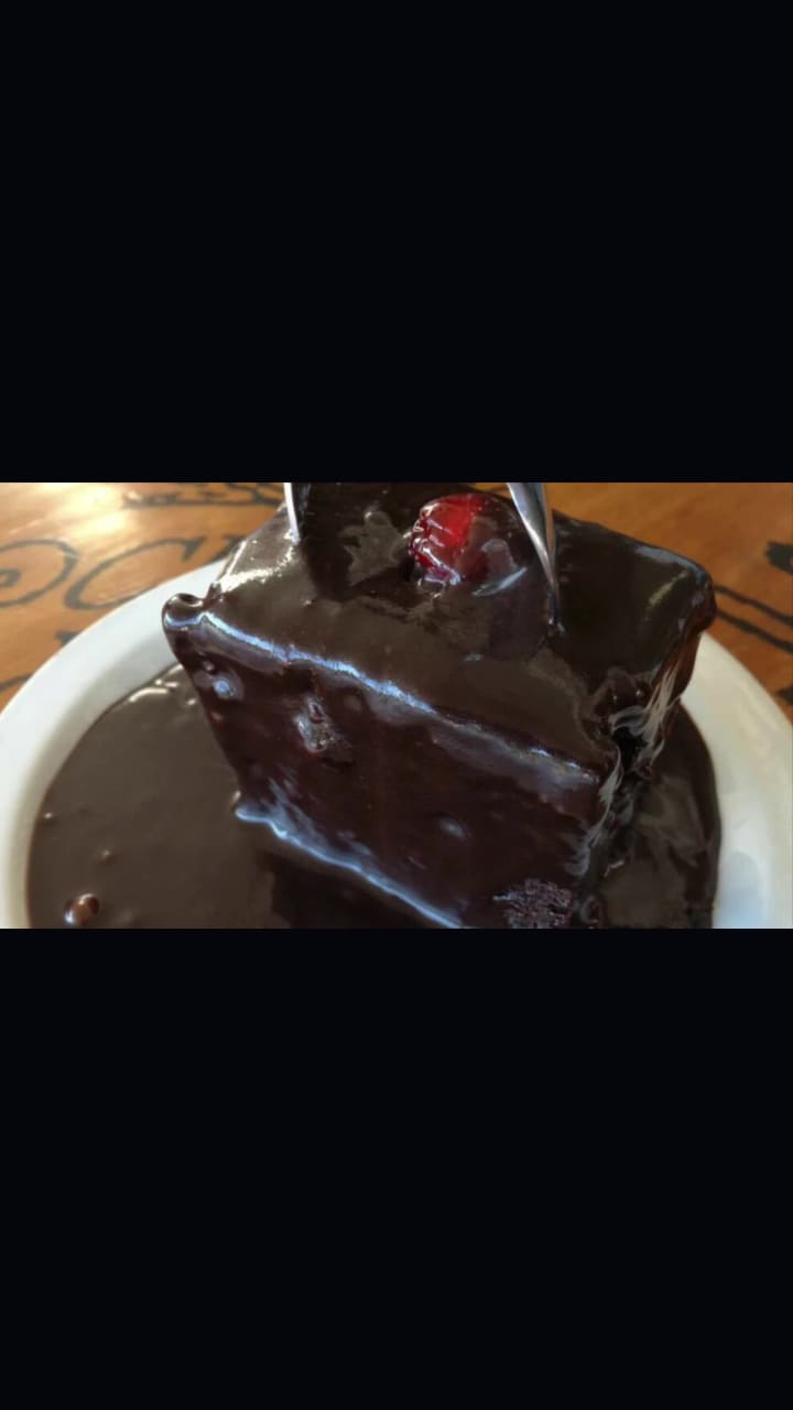 Video review of Charly's Bakery