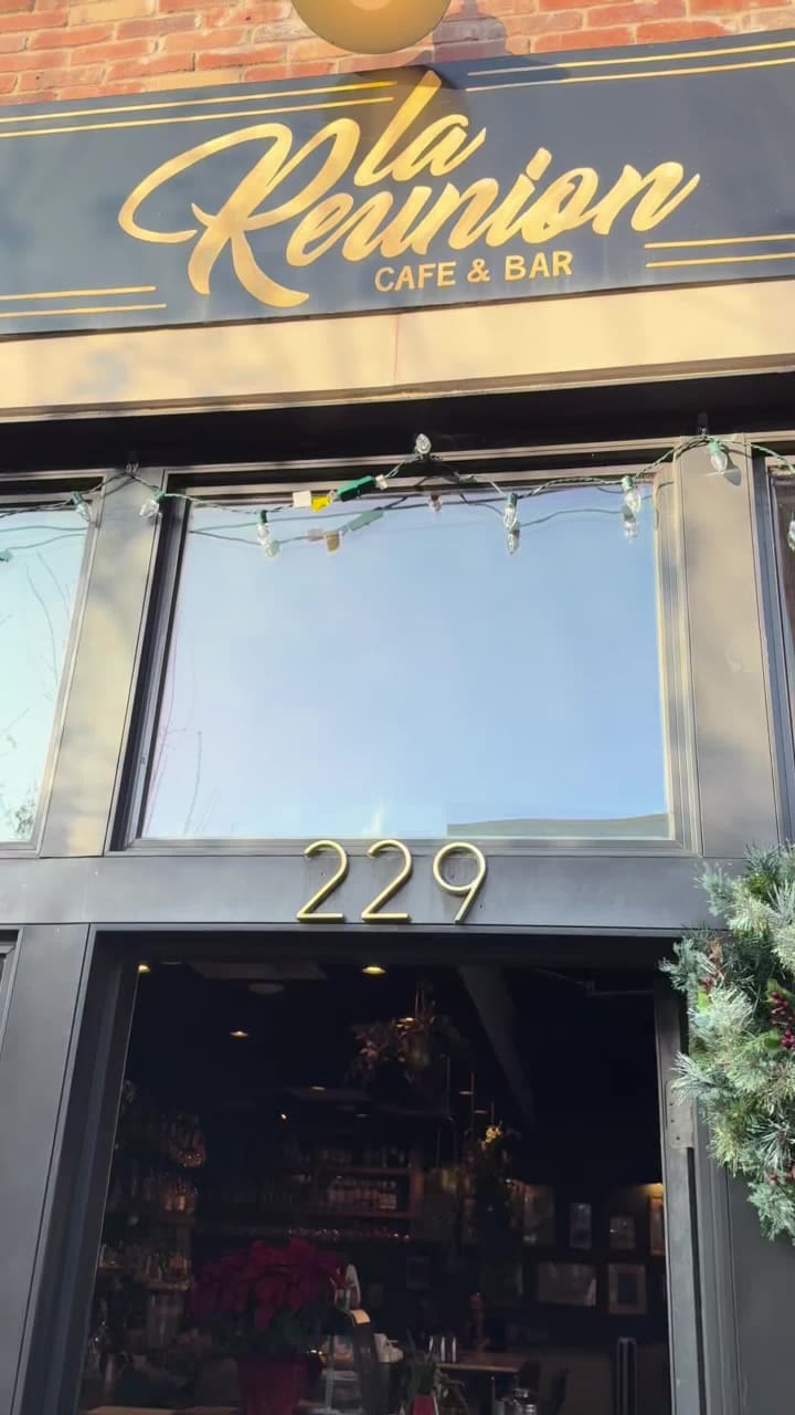 Video review of La Reunion