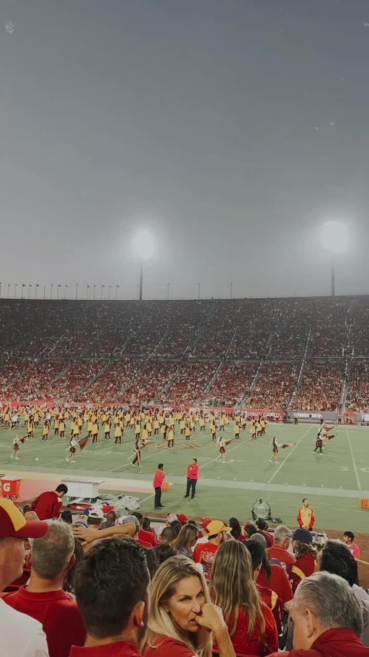 Video review of Los Angeles Memorial Coliseum