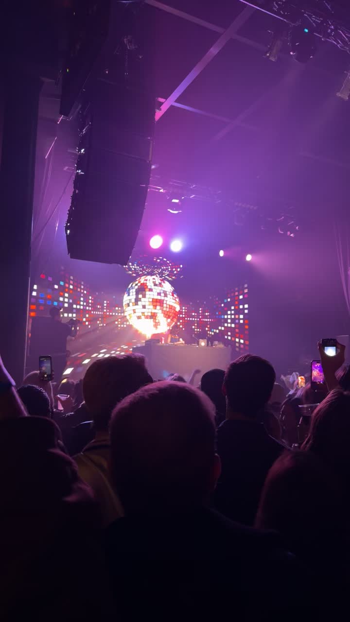 Video review of The Bomb Factory