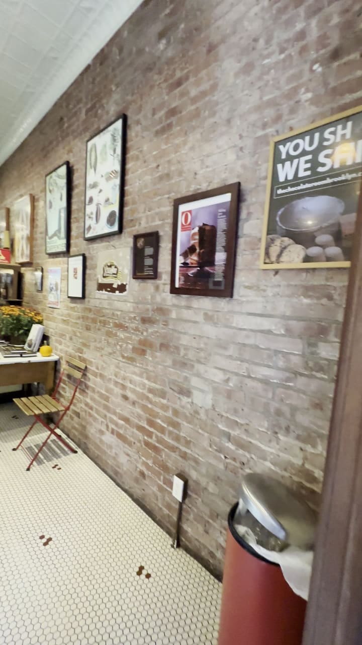 Video review of The Chocolate Room