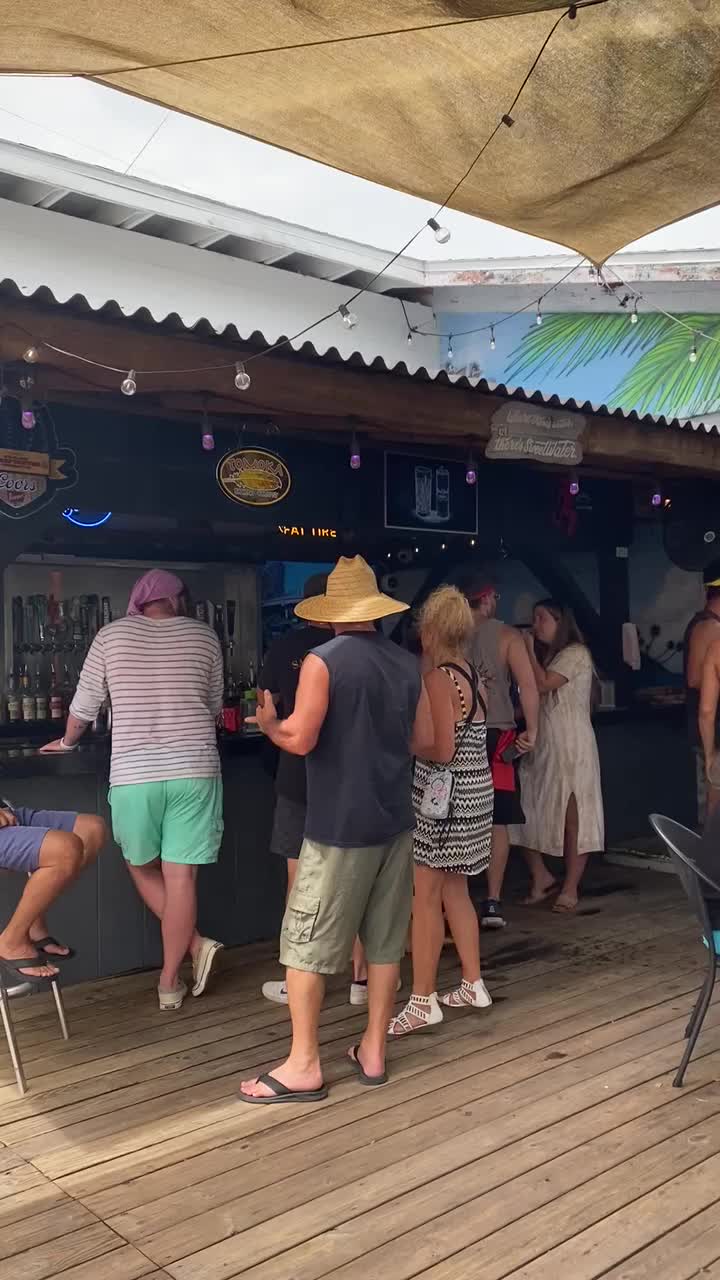 Video review of Beachside Tavern
