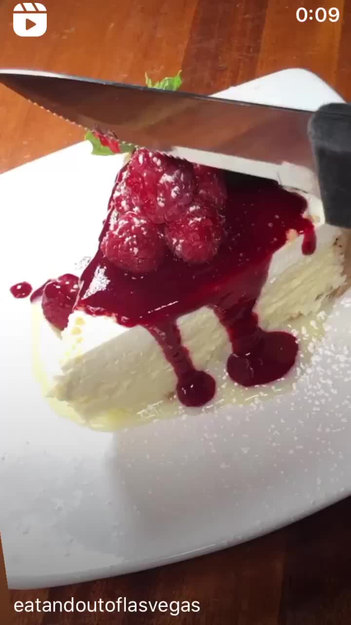 Video review of Claim Jumper Steakhouse & Bar