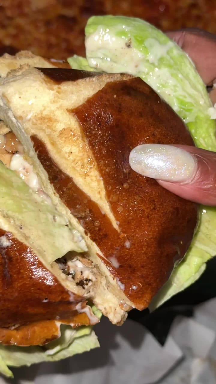 Michael's Original Pizzeria & Tavern