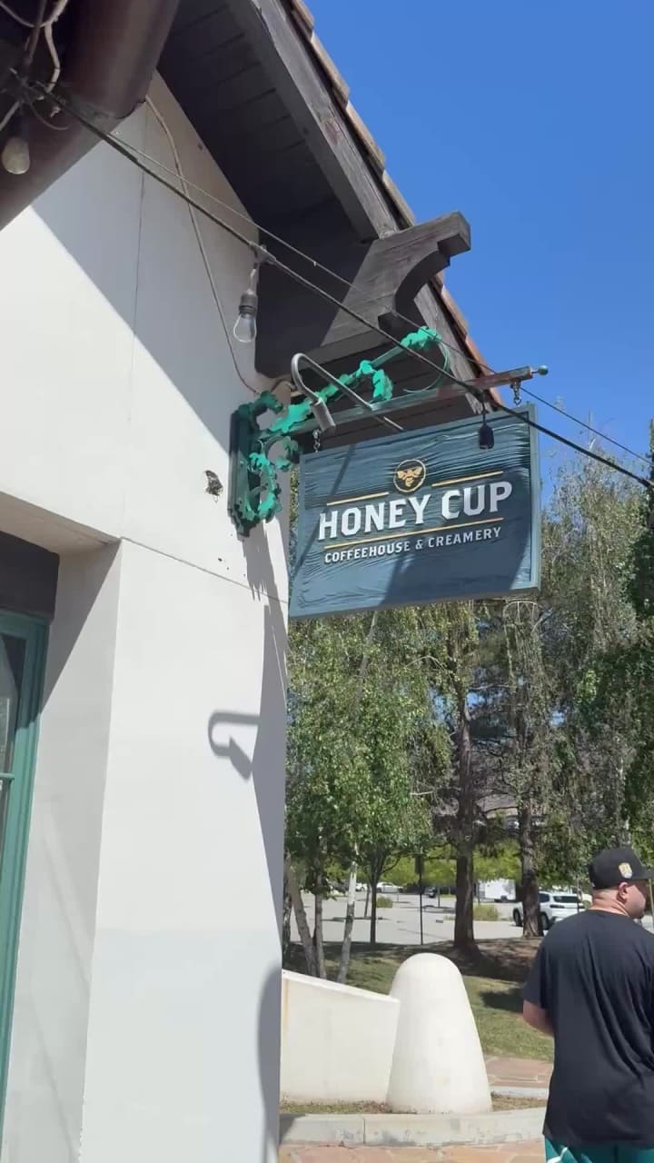 Honey Cup Coffeehouse & Creamery