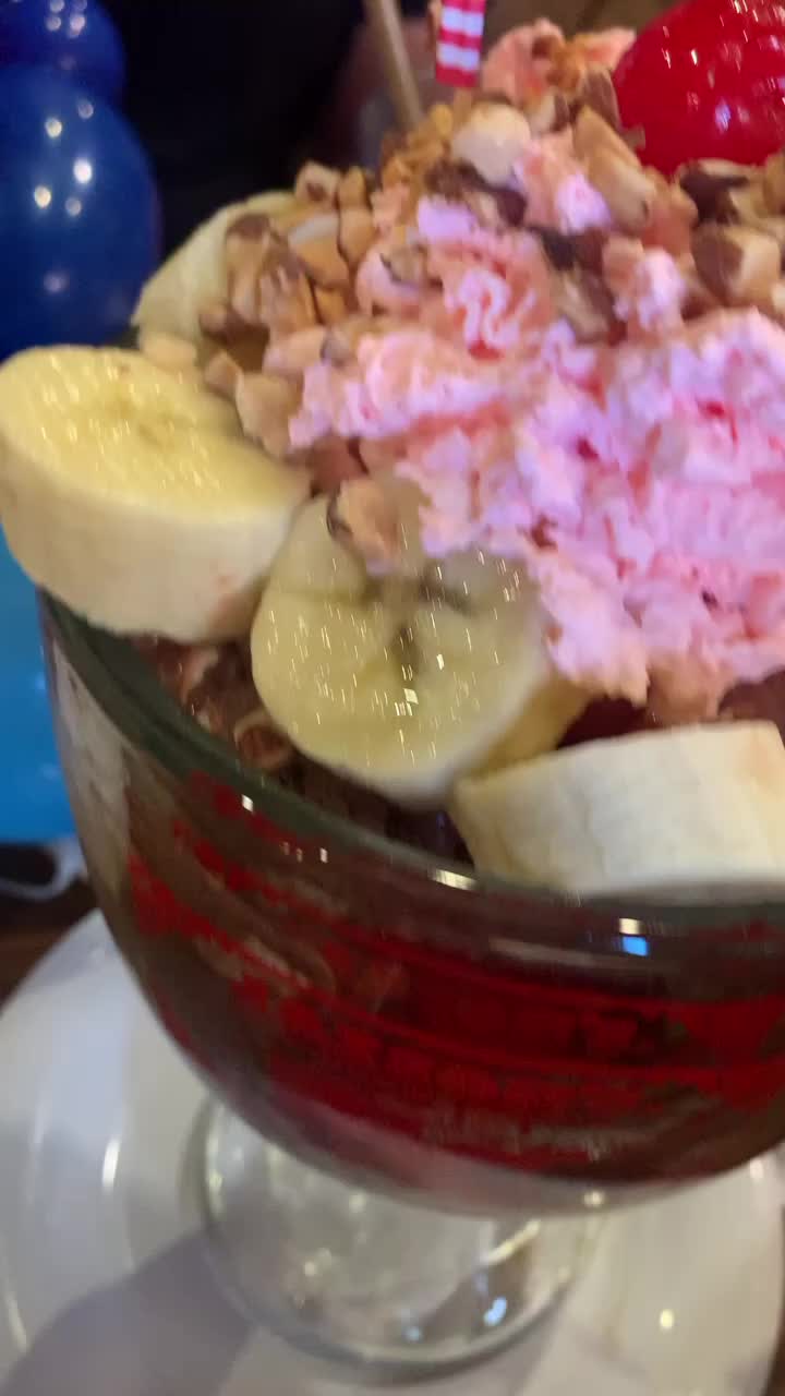 Jaxson's Ice Cream Parlour, Restaurant & Country Store