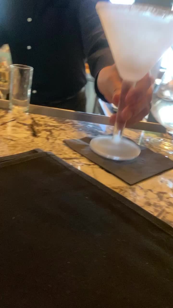 Video review of J. Alexander's Restaurant