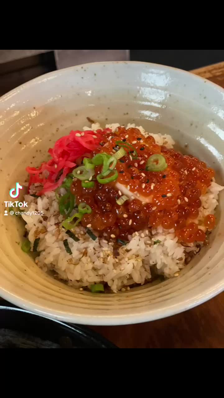 Video review of Strings Ramen Shop