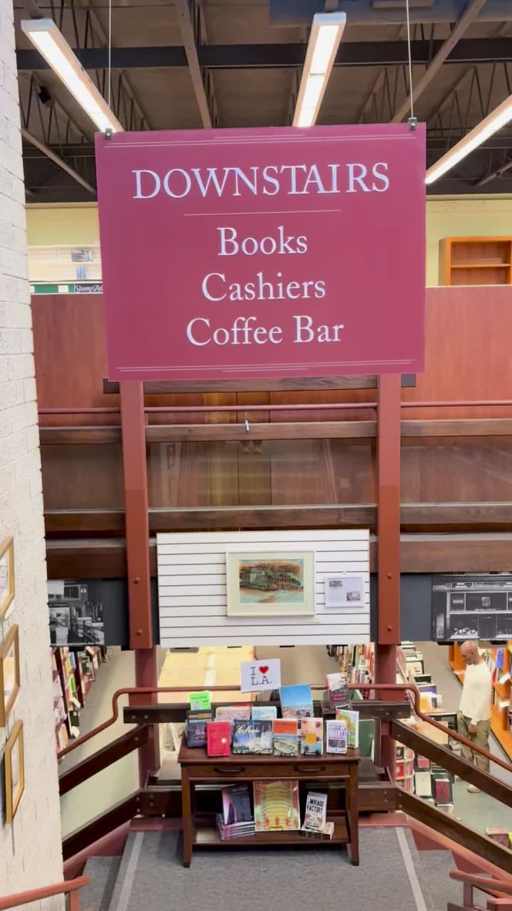 Video review of Vroman's Bookstore