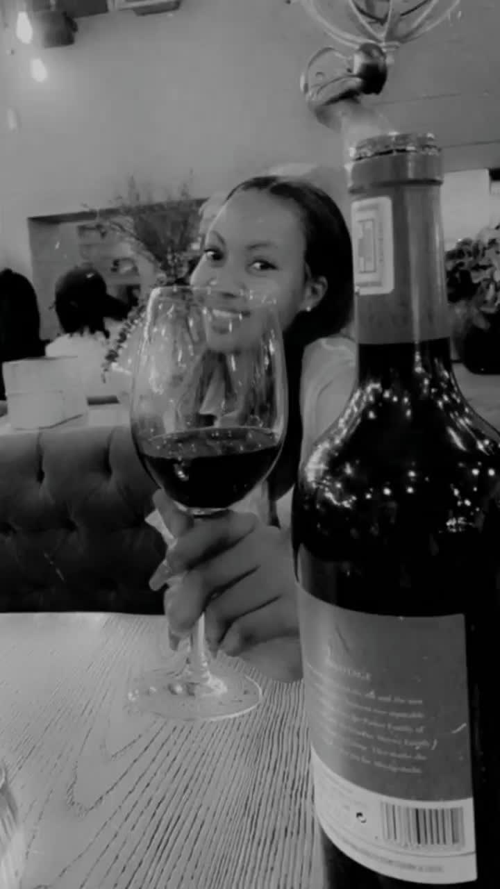 San Deck, Bar & Restaurant