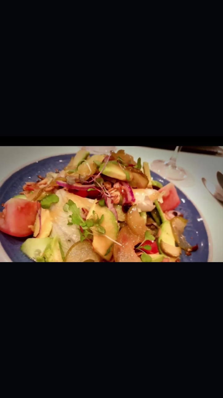 Video review of Pigalle