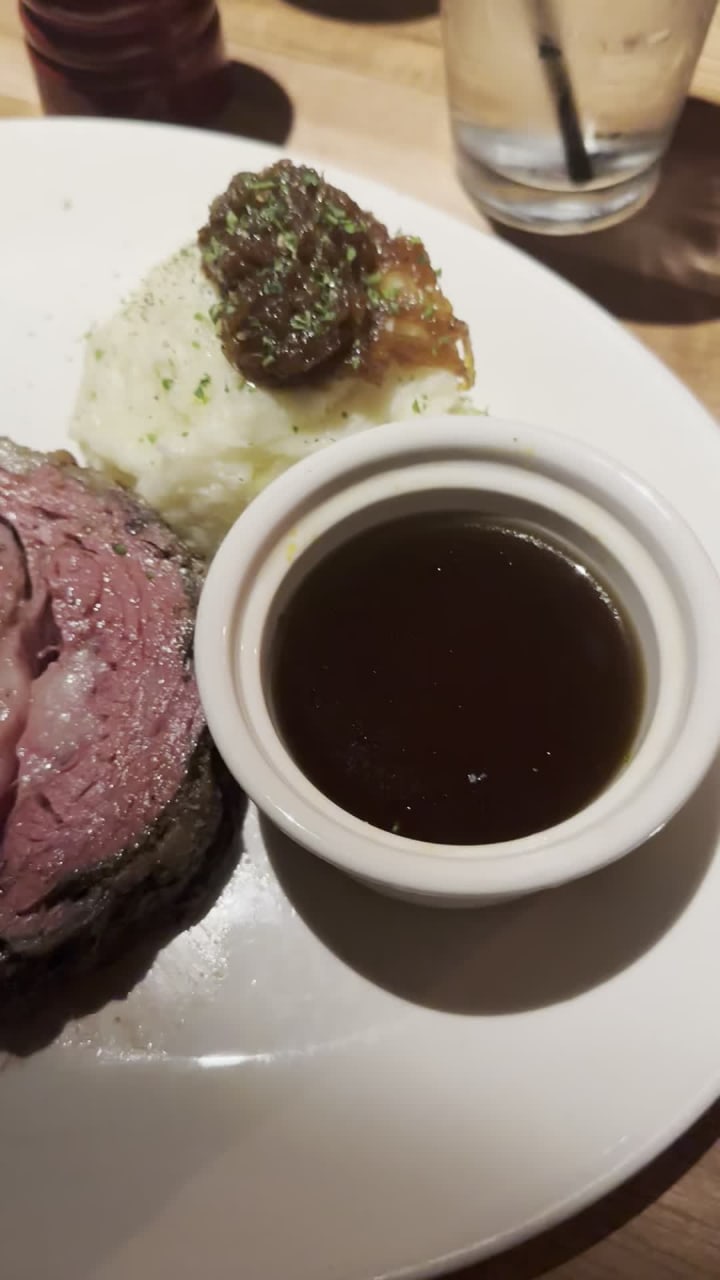 Video review of Stoney River Steakhouse and Grill