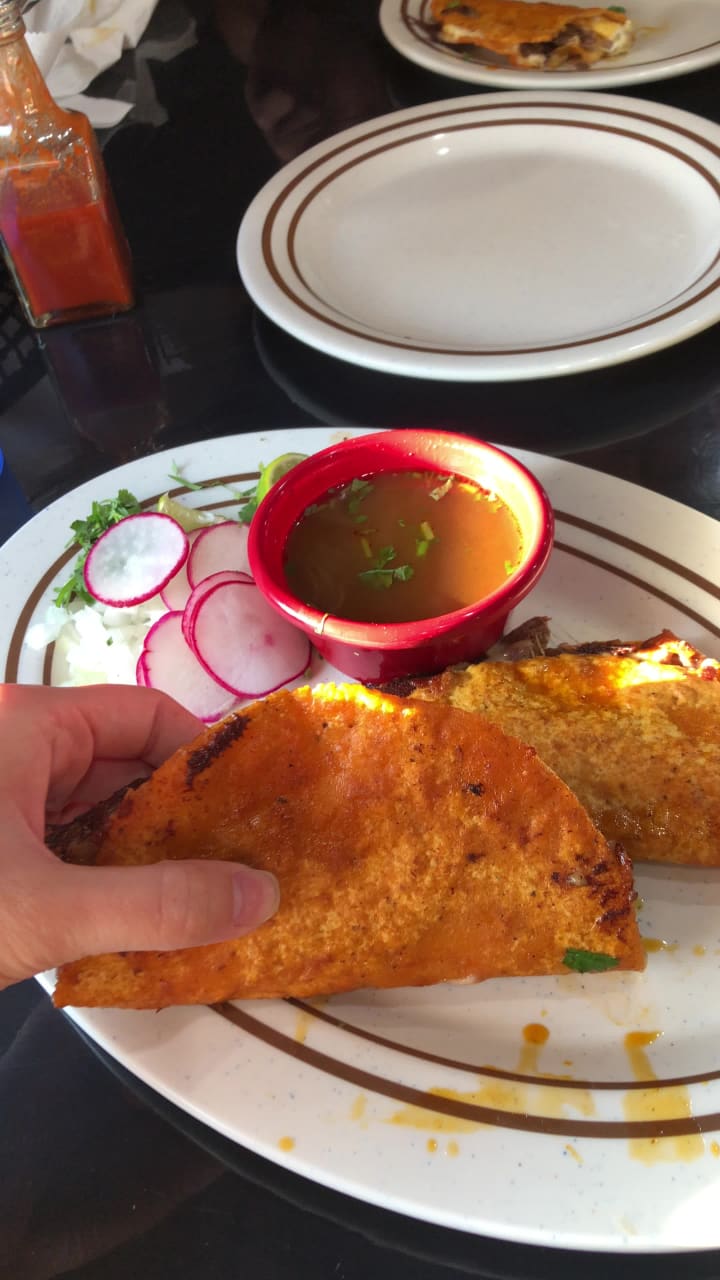 La Birrieria Restaurant