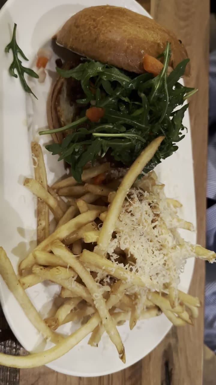 Video review of The Guild House