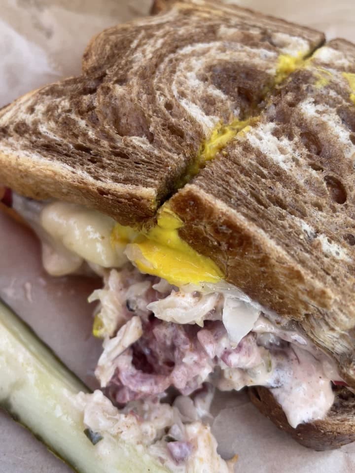 Buzzy's Luncheonette