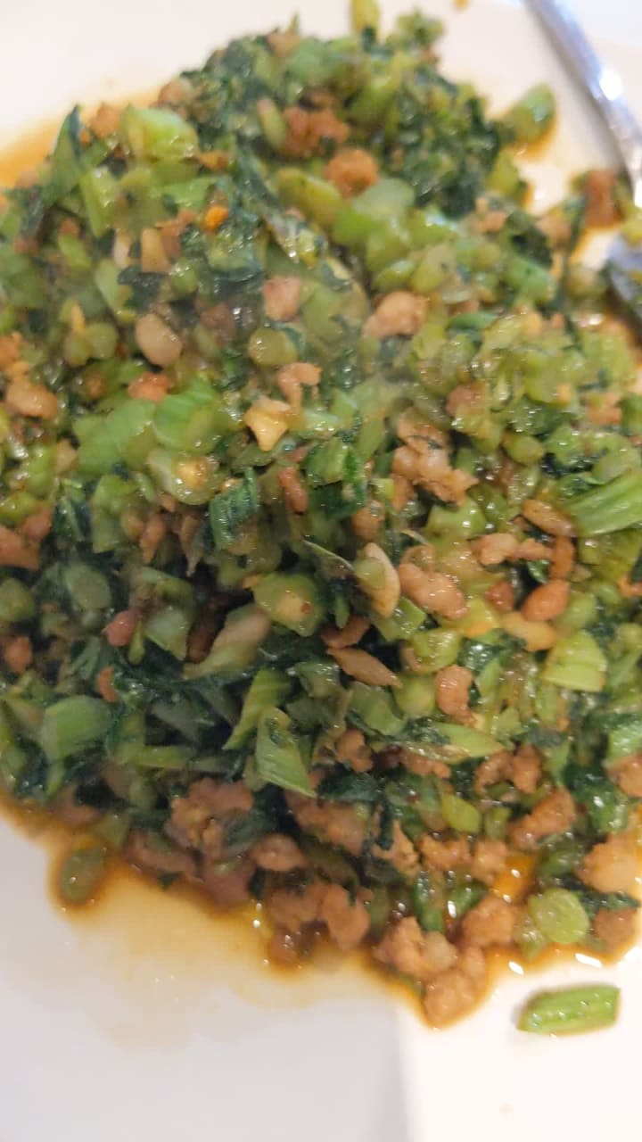 Video review of Happy Cafe