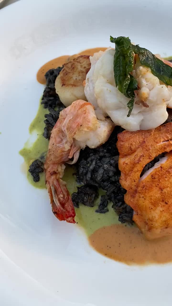 LV Mar Tapas & Cocktails