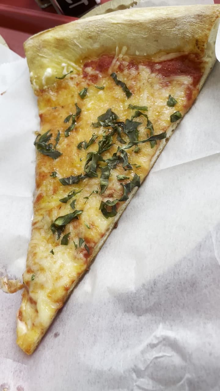 Video review of Vito's Slices and Ices