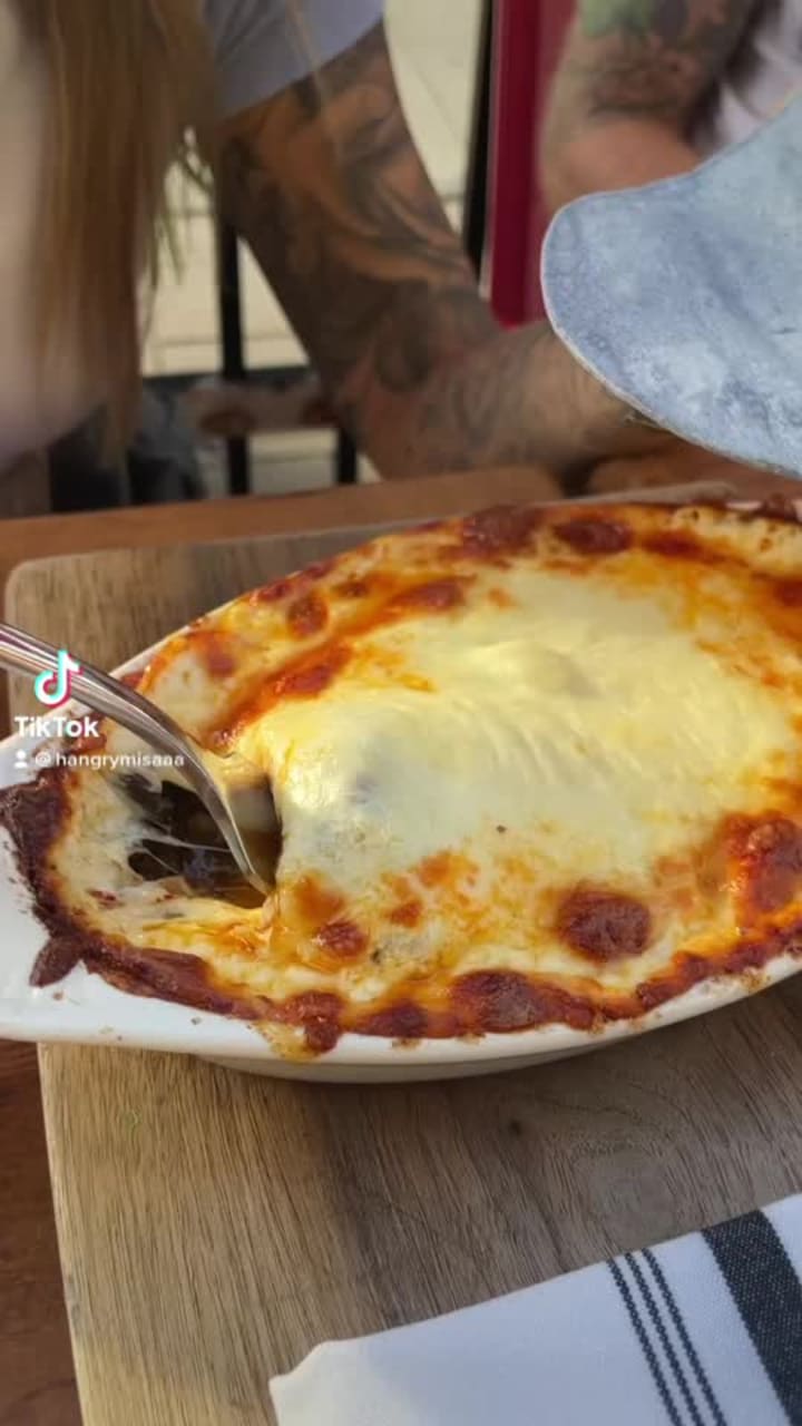 Pepe and Lela's Eatery