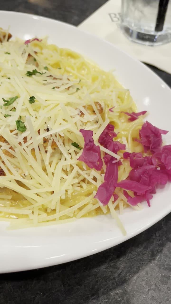 Video review of The Bristol Bar & Grille