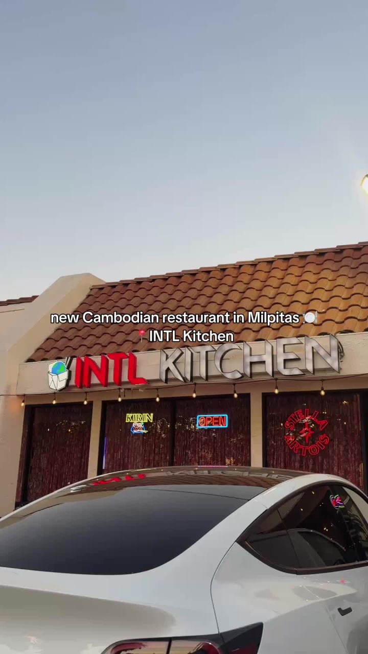 Intl kitchen
