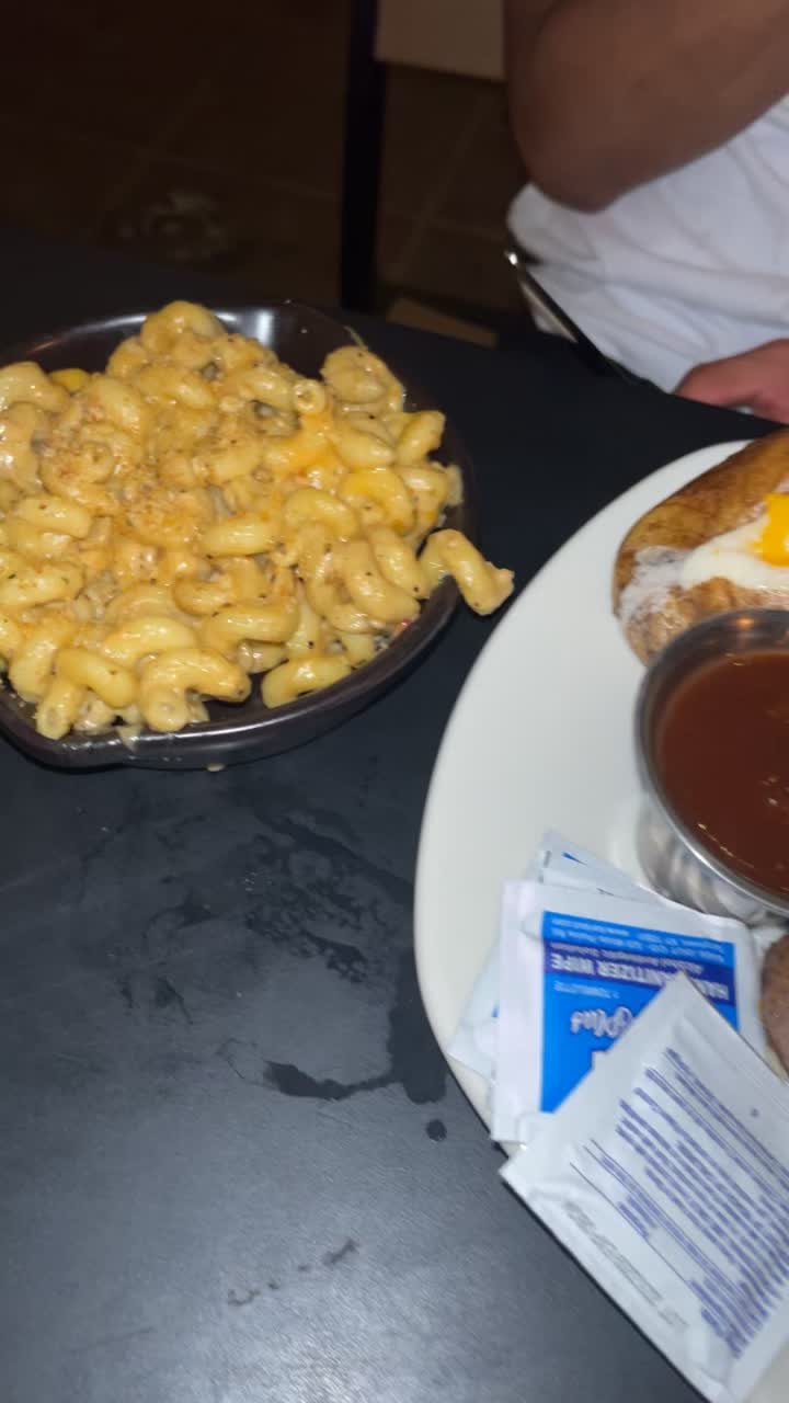 Oceans Sports Bar and Grill