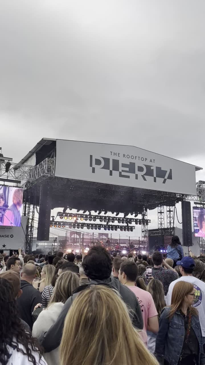 Video review of The Rooftop at Pier 17