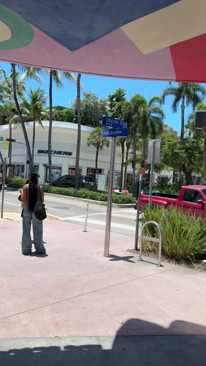 Video review of Starbucks