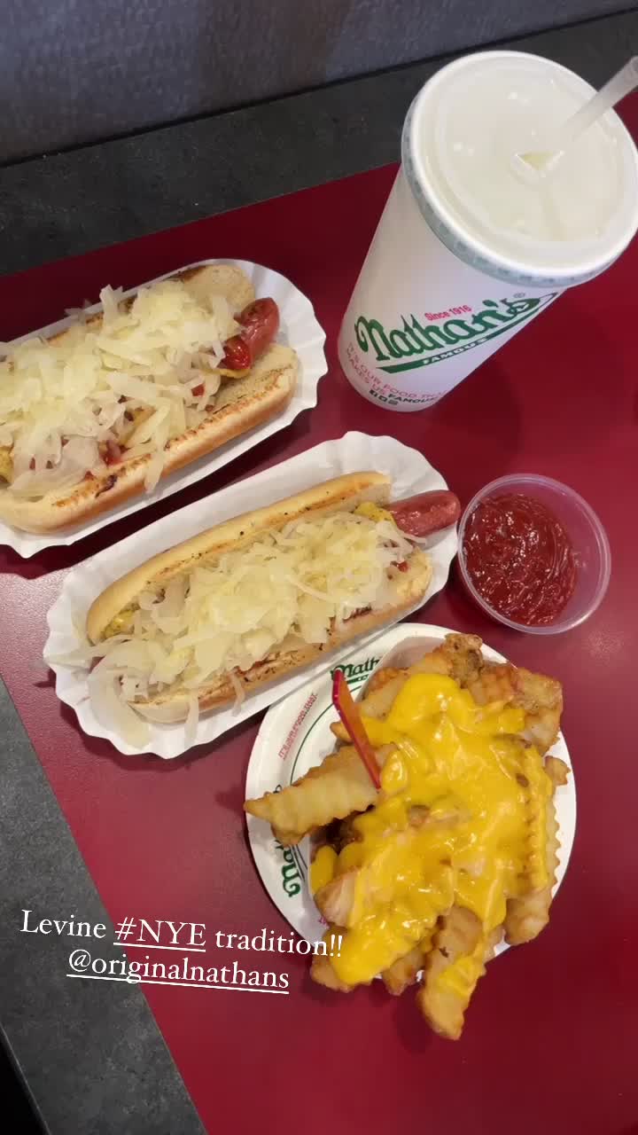 Video review of Nathan's Famous