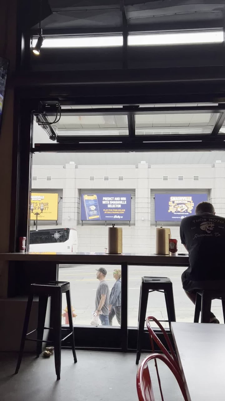 Hattie B’s Hot Chicken