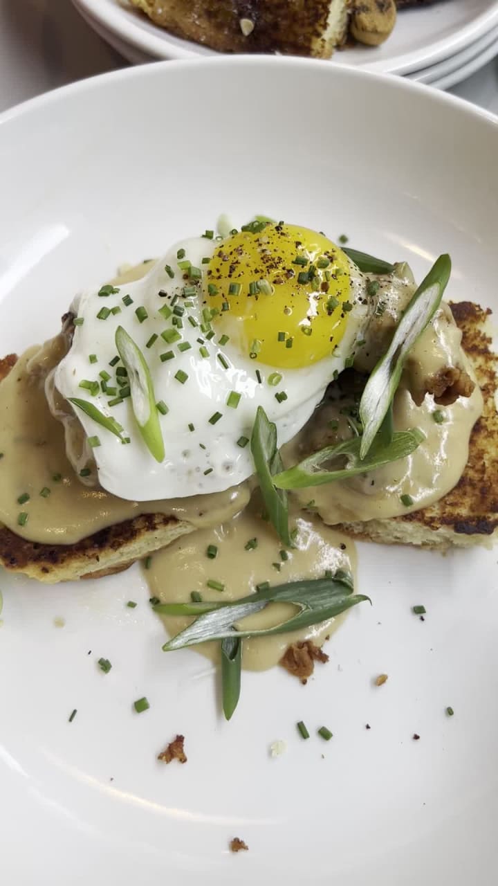 Birdy's Behind The Bower