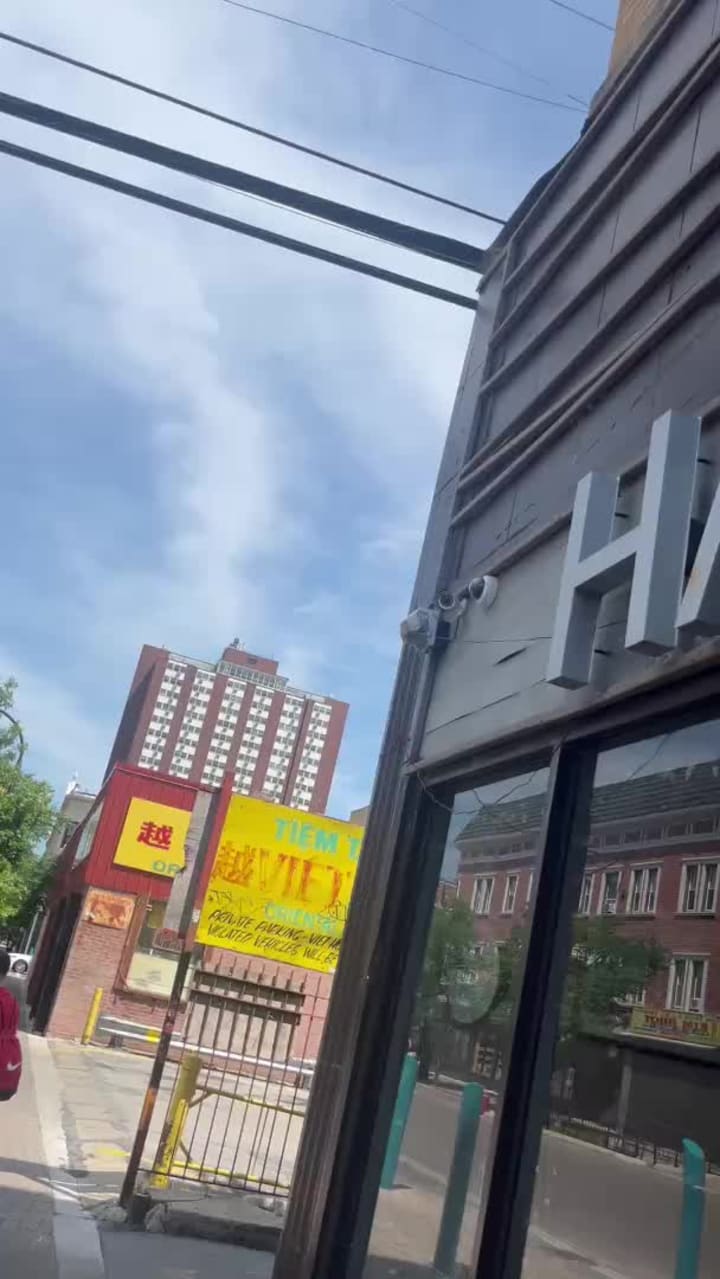 Video review of Hai Yen Restaurant