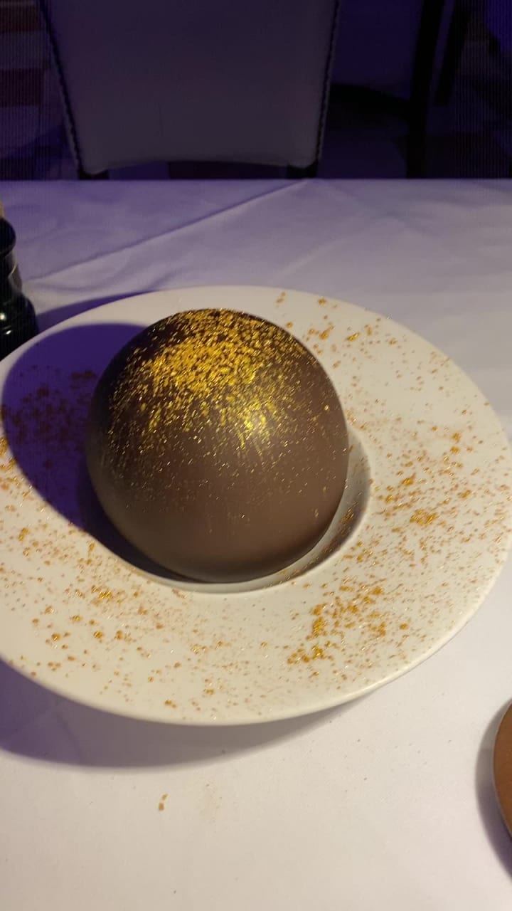 Video review of Versace Mansion