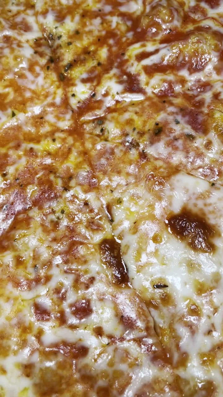 Pete & Elda's Bar / Carmen's Pizzeria