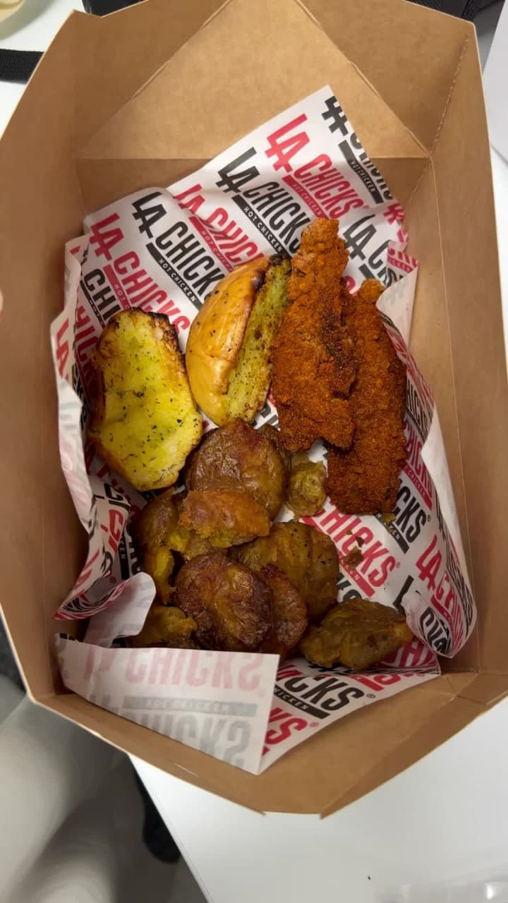LA Chicks