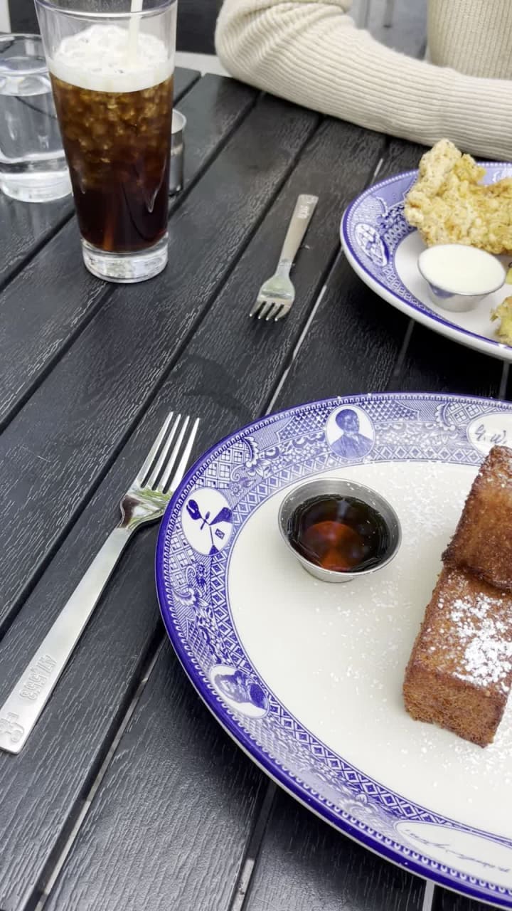 Video review of Founding Farmers & Distillers