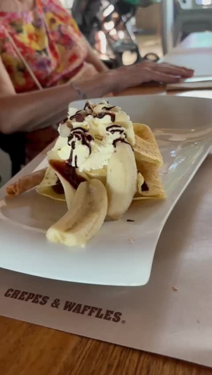 Crepes & Waffles