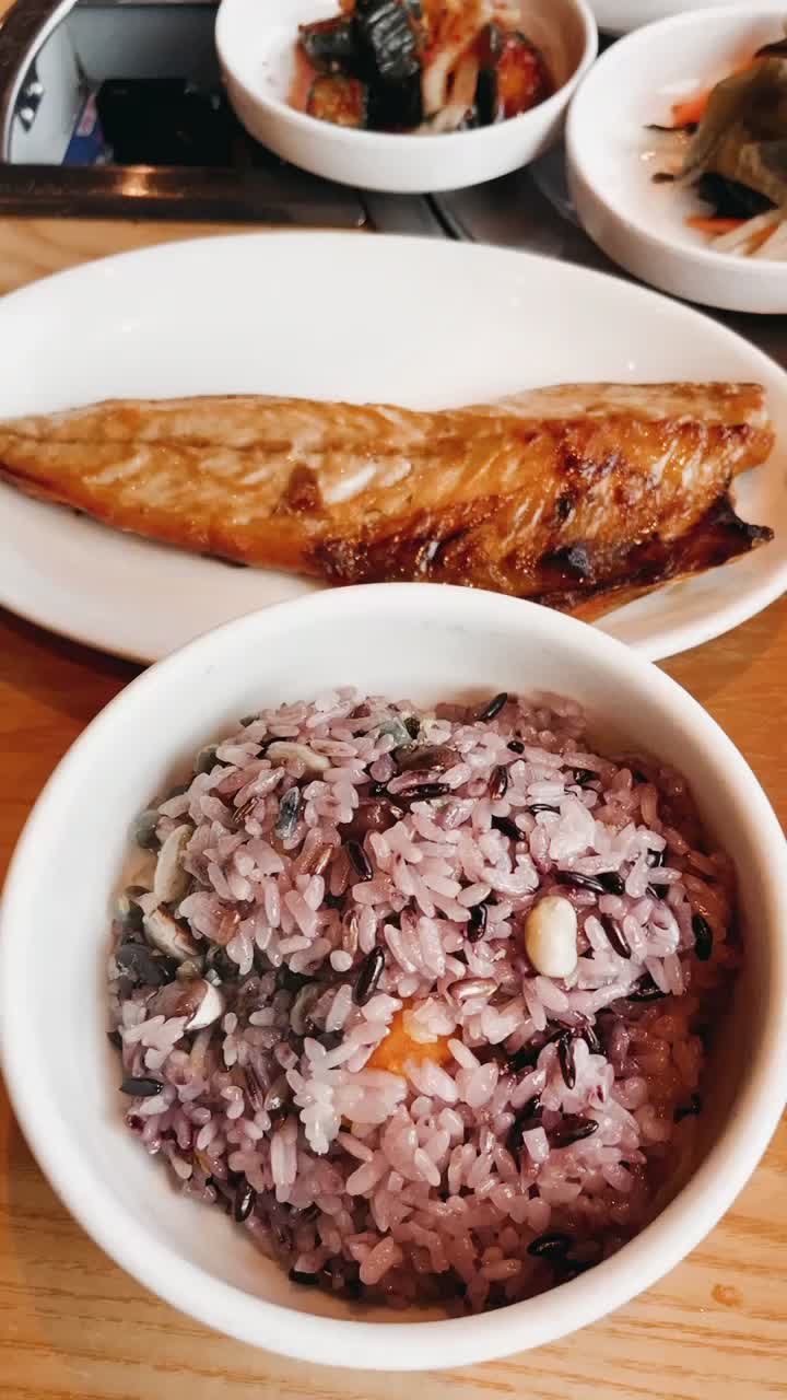 Video review of Choi's Garden