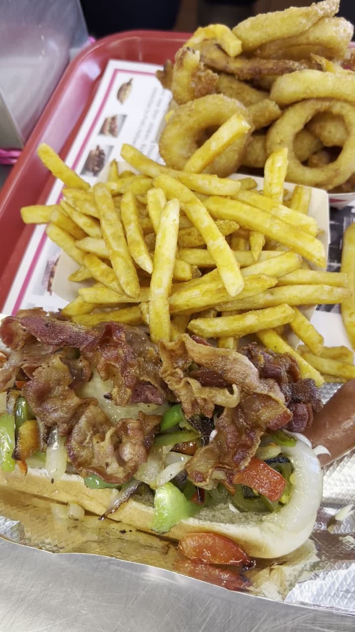 Video review of Pink's Hot Dogs