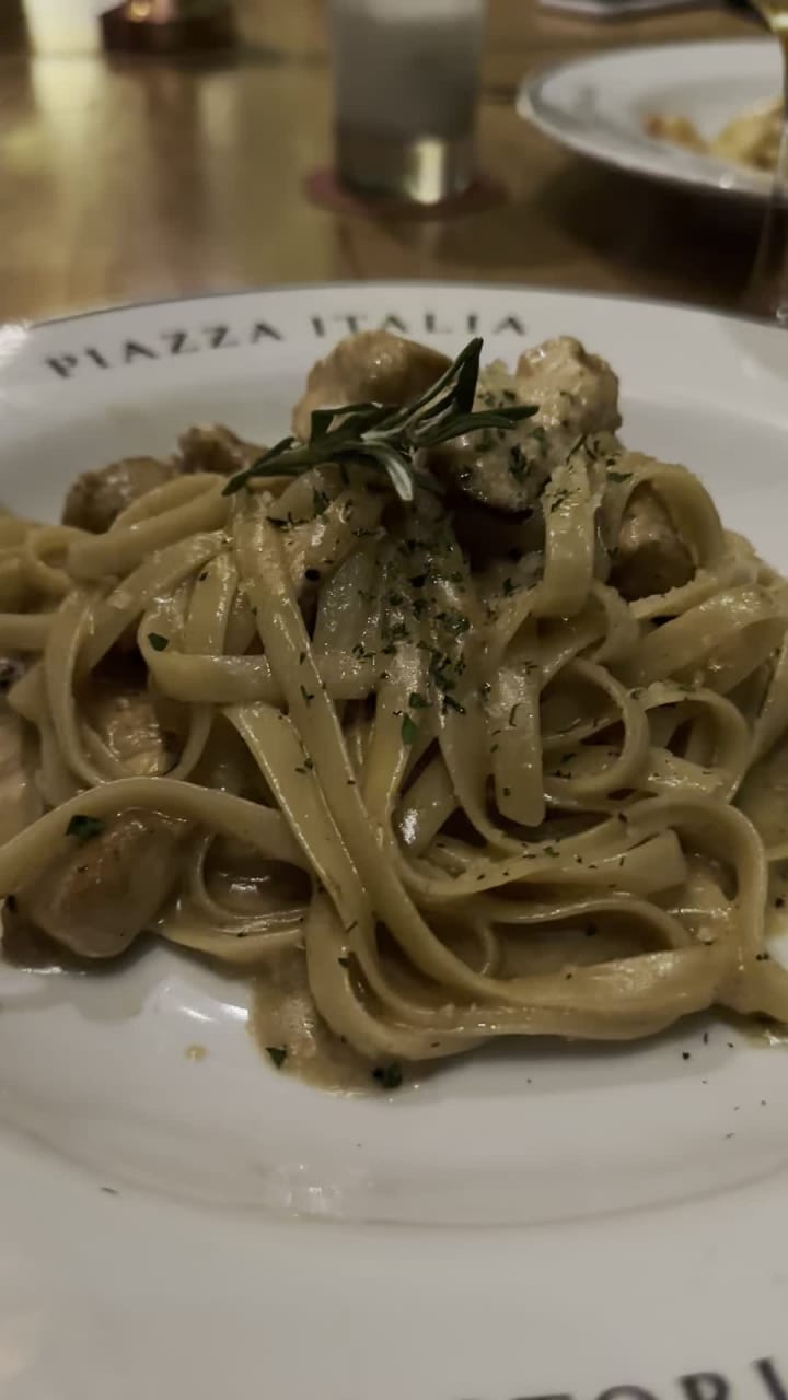 Video review of Piazza by Storia d’Amore