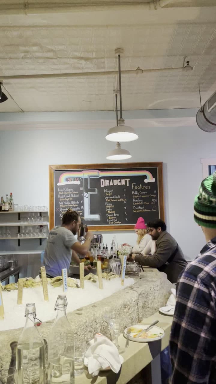 Video review of Eventide Oyster Co.