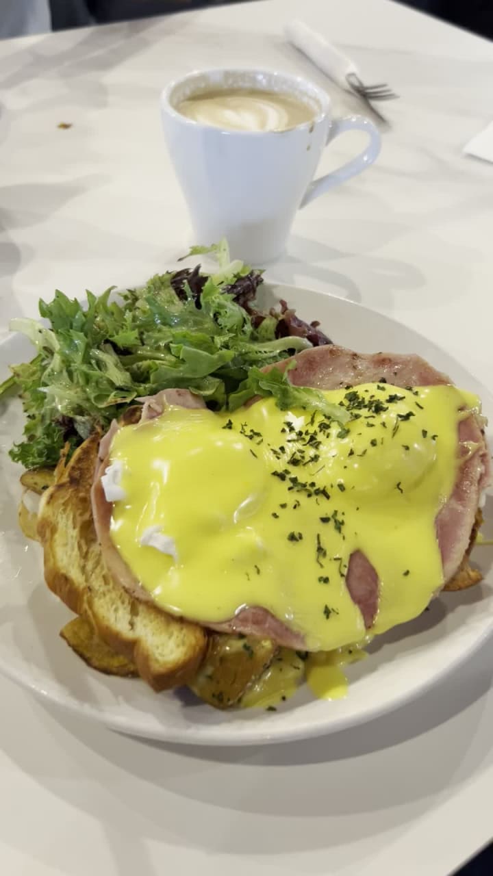 Farine Bakery & Cafe